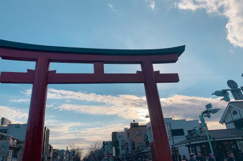 鶴岡八幡宮 鎌倉マツエクサロン エオン まつ毛エクステ専門店eon